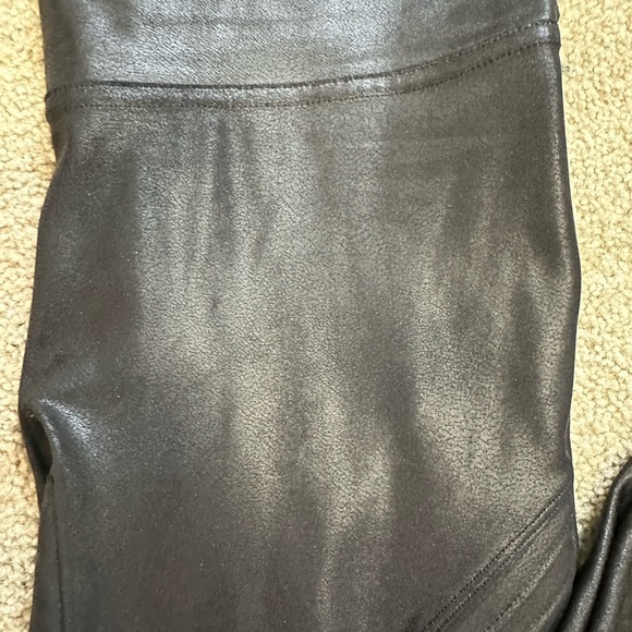 SPANX Faux Leather Moto Leggings - Picture 5 of 6